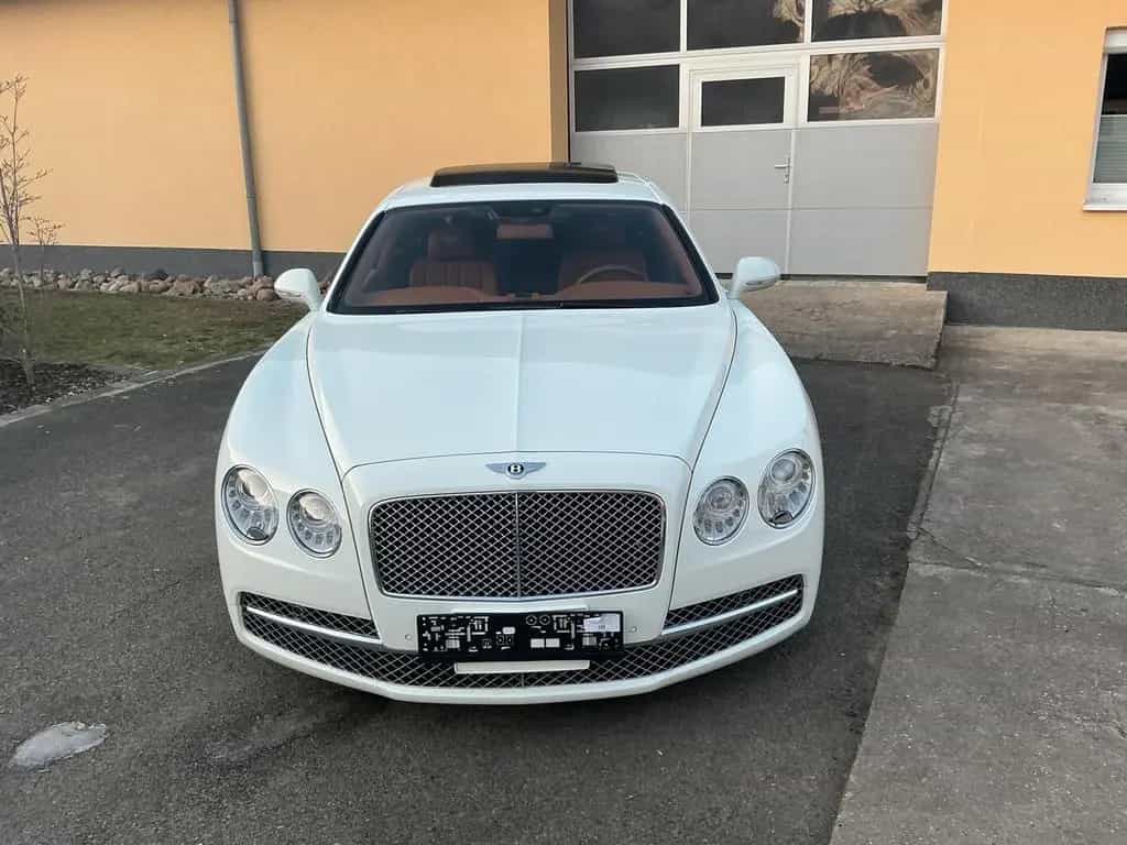 Bentley Continental Flying Spur W12 12/2014-photo-4