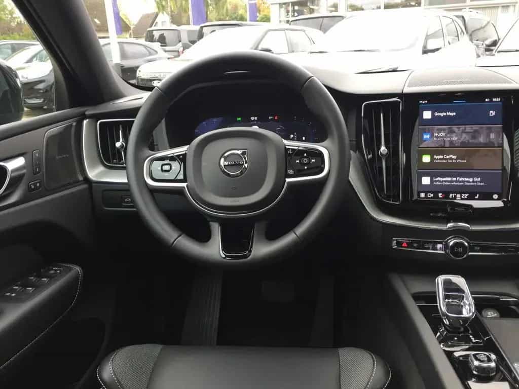 Volvo XC60 XC 60 B5 Ultra Black Edition AWD BLIS, 360° 09/2025-photo-1