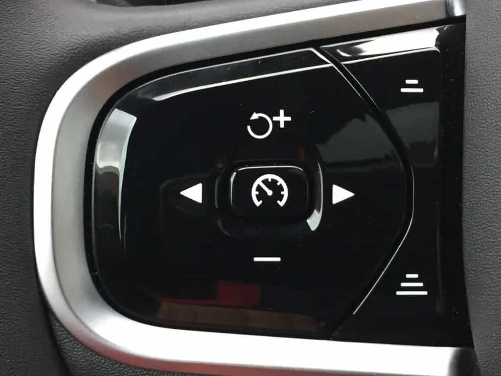 Volvo XC60 XC 60 B5 Ultra Black Edition AWD BLIS, 360° 09/2025-photo-11