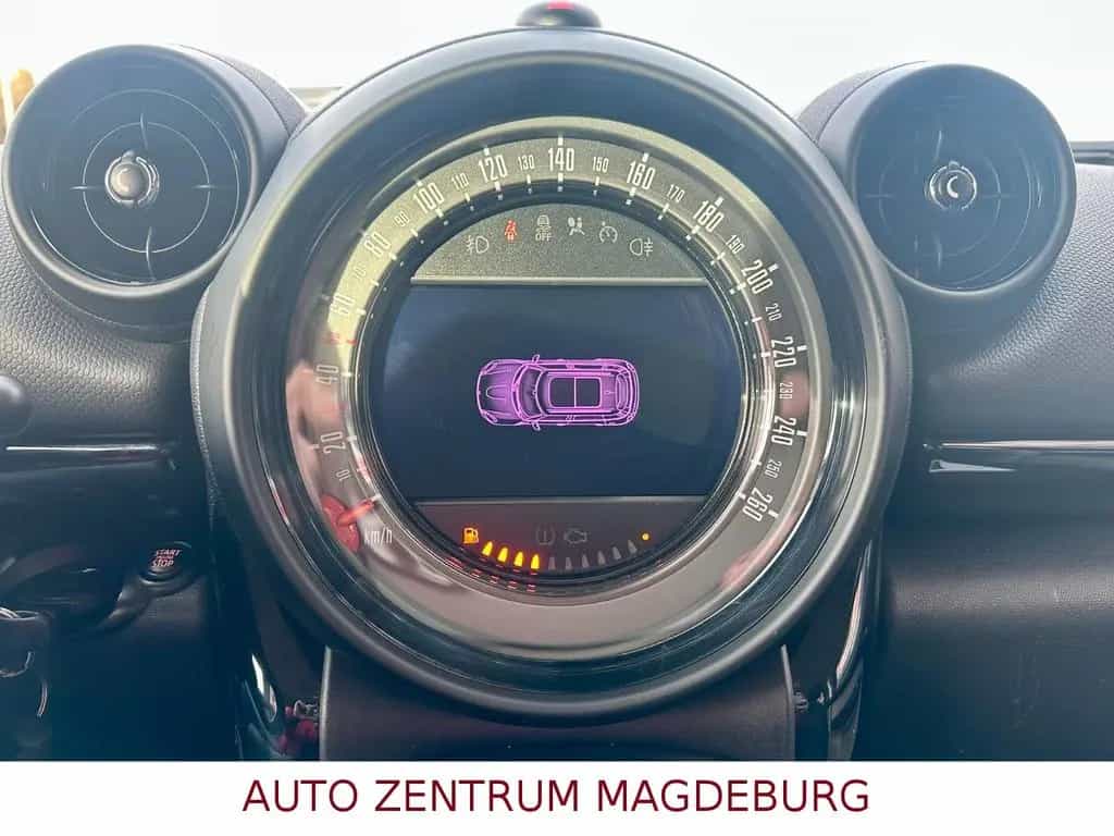 MINI Cooper Countryman Cooper D Countryman XENON*NAV*AUTOM*ALU 05/2016-photo-25
