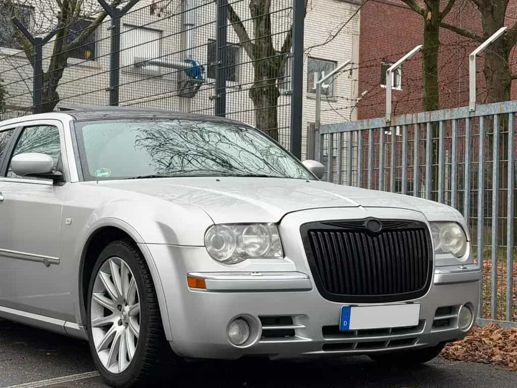 Chrysler 300C Touring 3.0 CRD STR Design AHK Navi 09/2009-photo-0