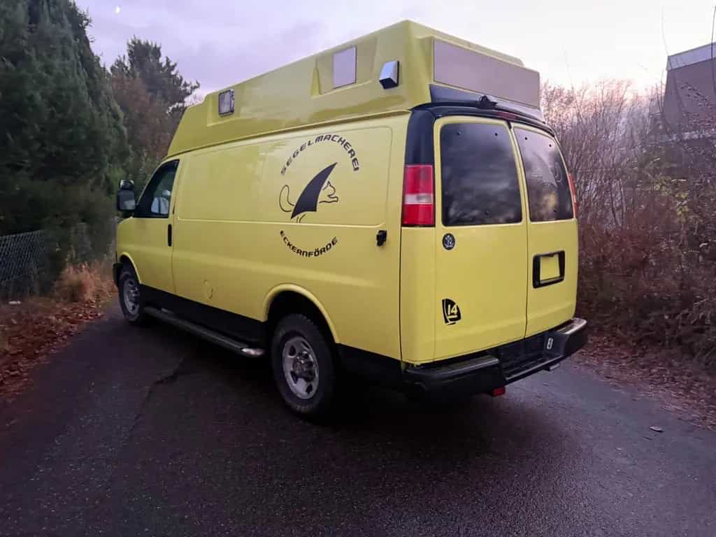 Chevrolet Express Van 6.0 Camper LPG 10/2010-photo-2