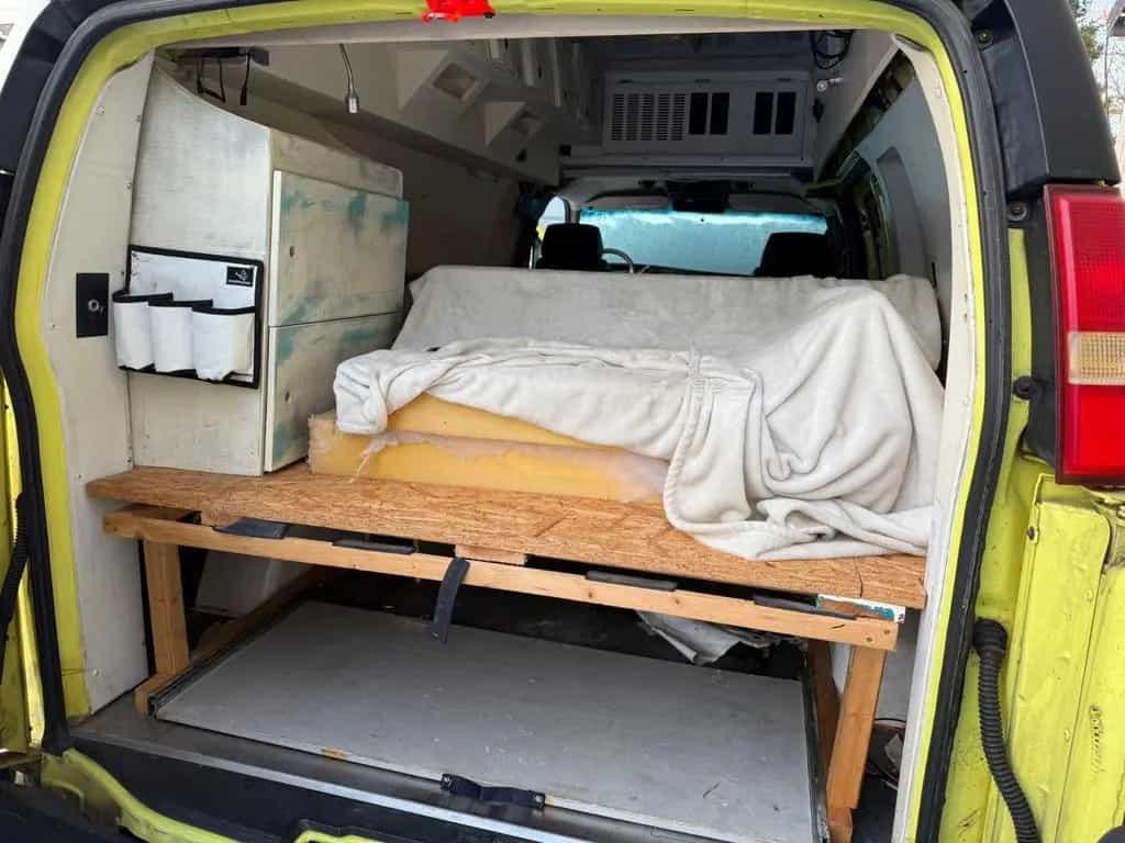 Chevrolet Express Van 6.0 Camper LPG 10/2010-photo-4