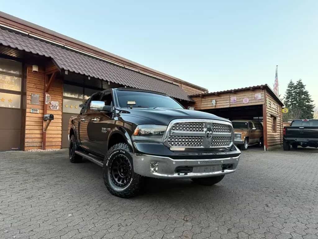 Dodge RAM CLEAN CARFAX*LARAMIE*4X4*AHK*OFFROAD*BÜGEL+LED* 12/2018-photo-14