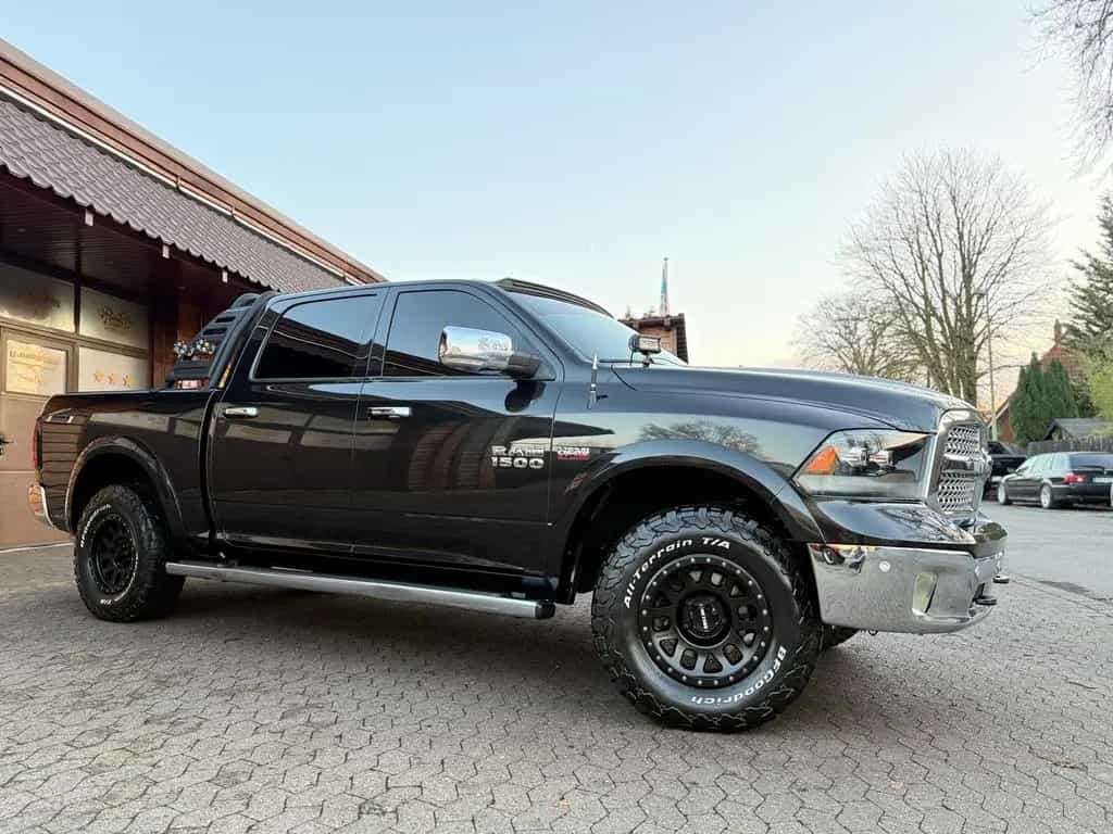 Dodge RAM CLEAN CARFAX*LARAMIE*4X4*AHK*OFFROAD*BÜGEL+LED* 12/2018-photo-18