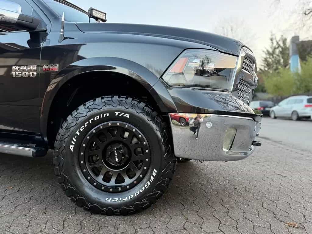 Dodge RAM CLEAN CARFAX*LARAMIE*4X4*AHK*OFFROAD*BÜGEL+LED* 12/2018-photo-19