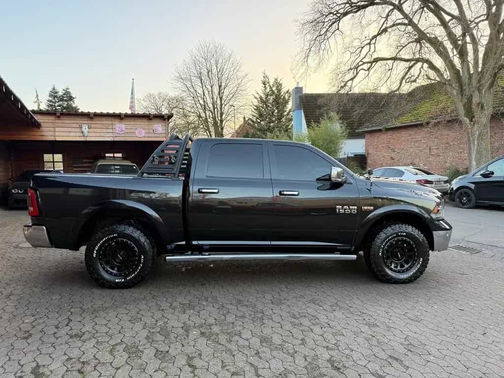 Dodge RAM CLEAN CARFAX*LARAMIE*4X4*AHK*OFFROAD*BÜGEL+LED* 12/2018-photo-20