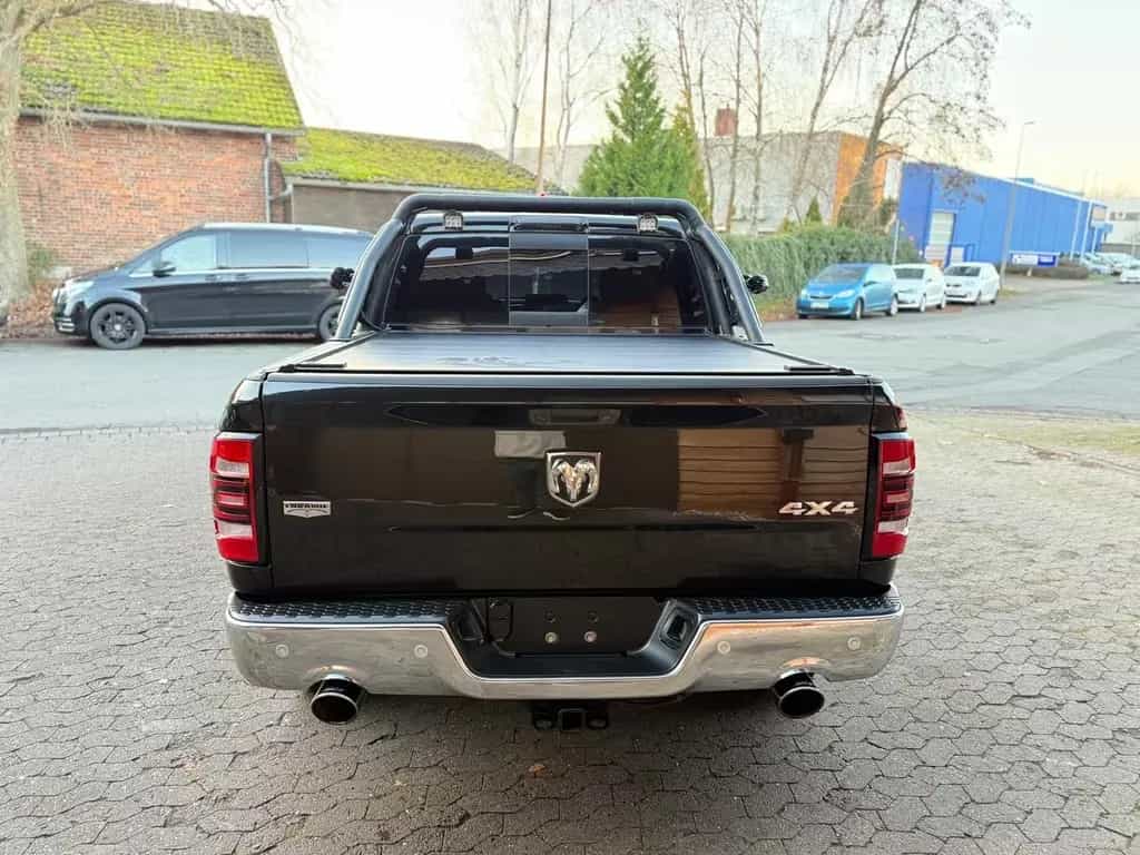 Dodge RAM CLEAN CARFAX*LARAMIE*4X4*AHK*OFFROAD*BÜGEL+LED* 12/2018-photo-28