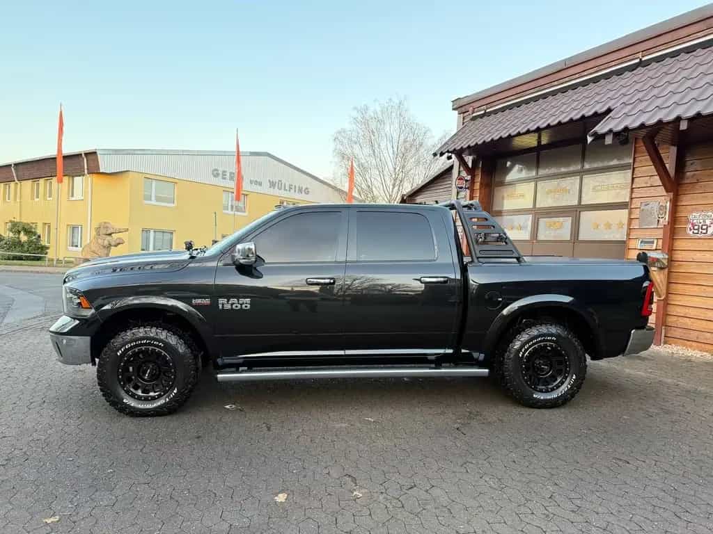 Dodge RAM CLEAN CARFAX*LARAMIE*4X4*AHK*OFFROAD*BÜGEL+LED* 12/2018-photo-33