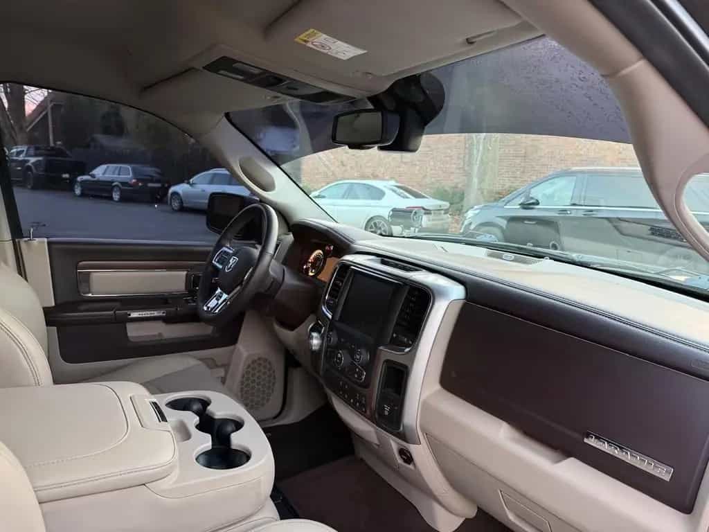 Dodge RAM CLEAN CARFAX*LARAMIE*4X4*AHK*OFFROAD*BÜGEL+LED* 12/2018-photo-47