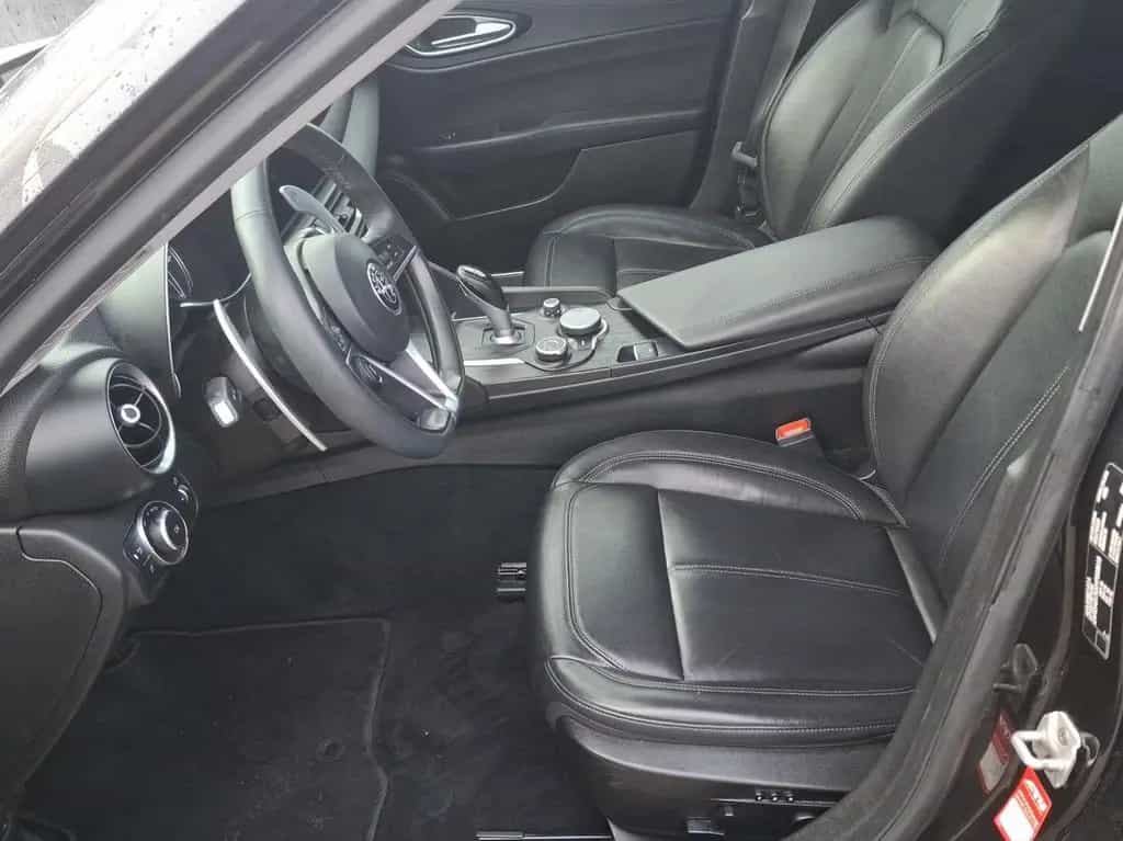 Alfa Romeo Giulia Super 2.0 Turbo 16V Kam.+KeyLess+Pano+SHZ 07/2017-photo-8