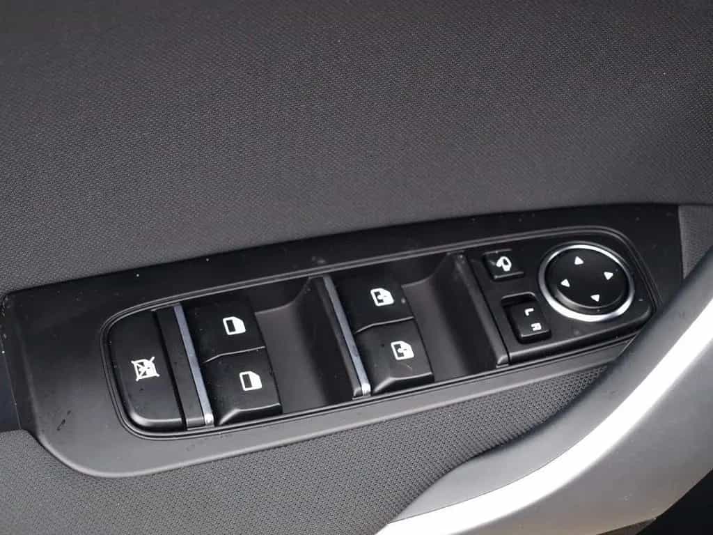 Kia Ceed SW 1.5T 2xPDC LED SMARTKEY NAVI 17"ALU 04/2025-photo-13
