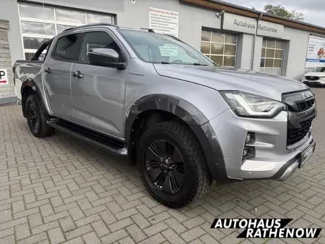 Isuzu D-Max Double Cab 4WD V-CROSS Leder*LED*Mehrzone 04/2021-photo-2