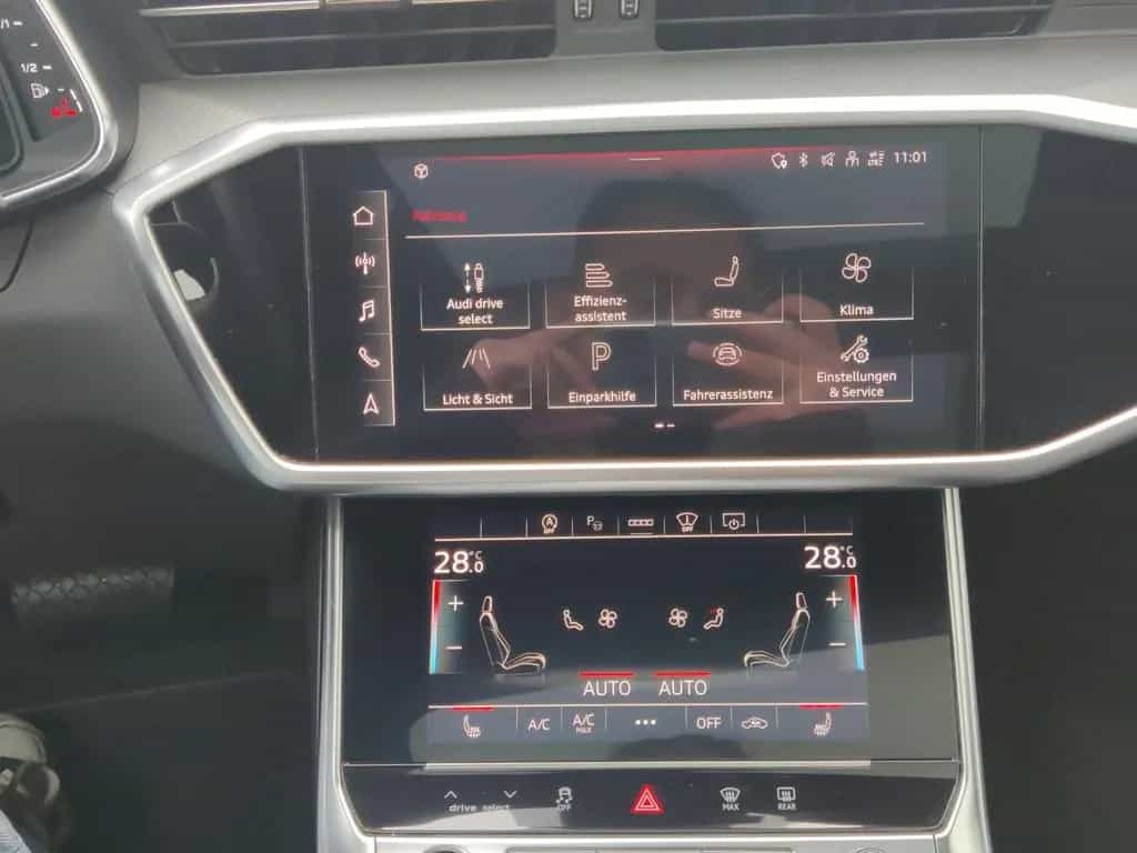 Audi A6 Avant 40 TDI sport 19" eSD AHK HuD LEDER 07/2021-photo-17