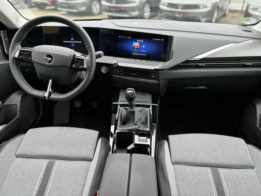 Opel Astra ST Elegance **LED/Navigation/Sitzheizung** 08/2022-photo-11