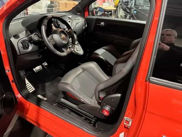Abarth 695 Autom. Beats Navi Carplay PDC 02/2024-photo-15