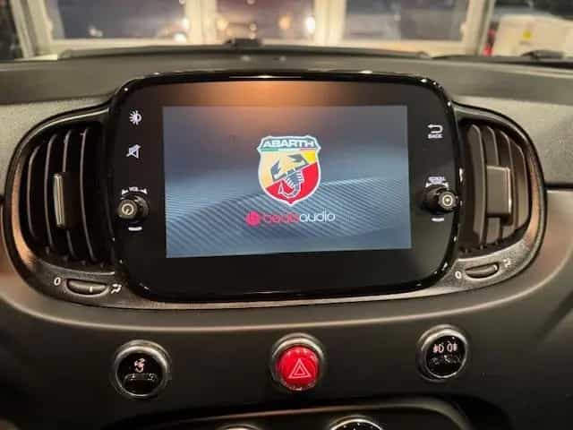 Abarth 695 Autom. Beats Navi Carplay PDC 02/2024-photo-18