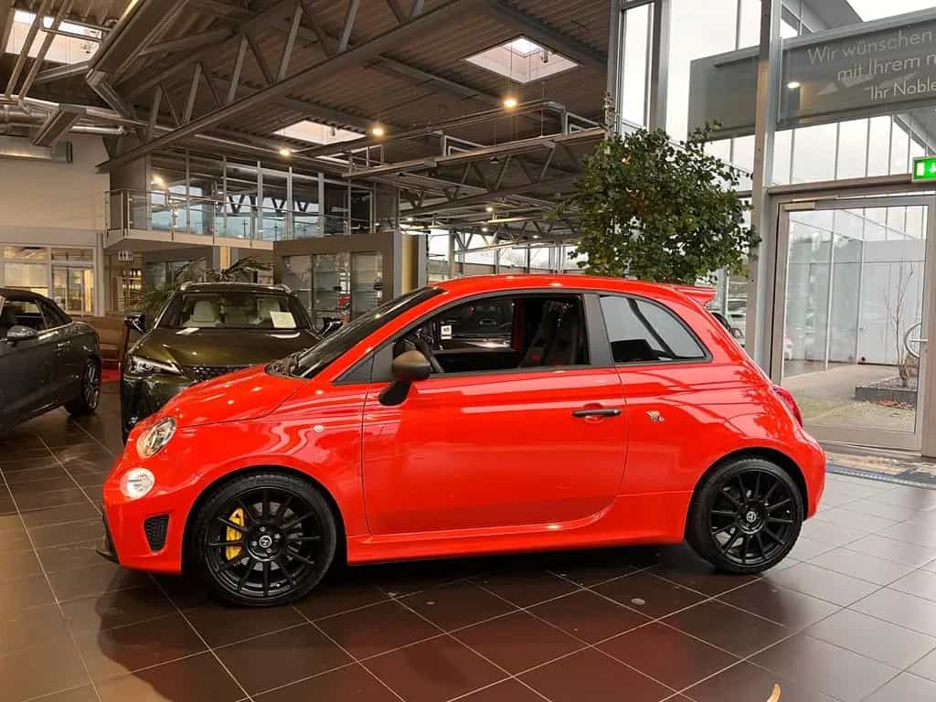 Abarth 695 Autom. Beats Navi Carplay PDC 02/2024-photo-3