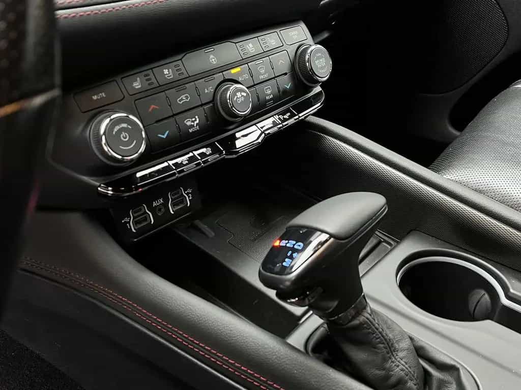 Dodge Durango 5,7L R/T RWD 7S. 10´´ Display SZH 12/2022-photo-21