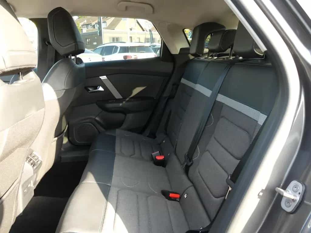 Citroën C4 Lim. Shine 11/2023-photo-13