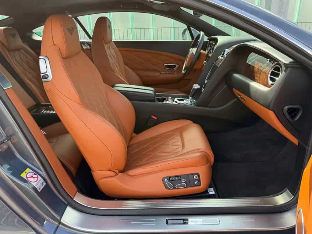 Bentley Continental GT 6.0 W12 4WD Mulliner LM 21" Speed 10/2011-photo-19