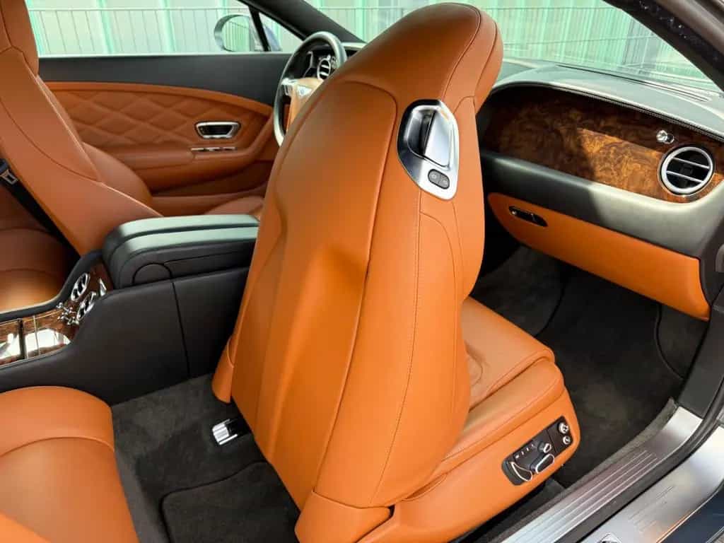 Bentley Continental GT 6.0 W12 4WD Mulliner LM 21" Speed 10/2011-photo-28