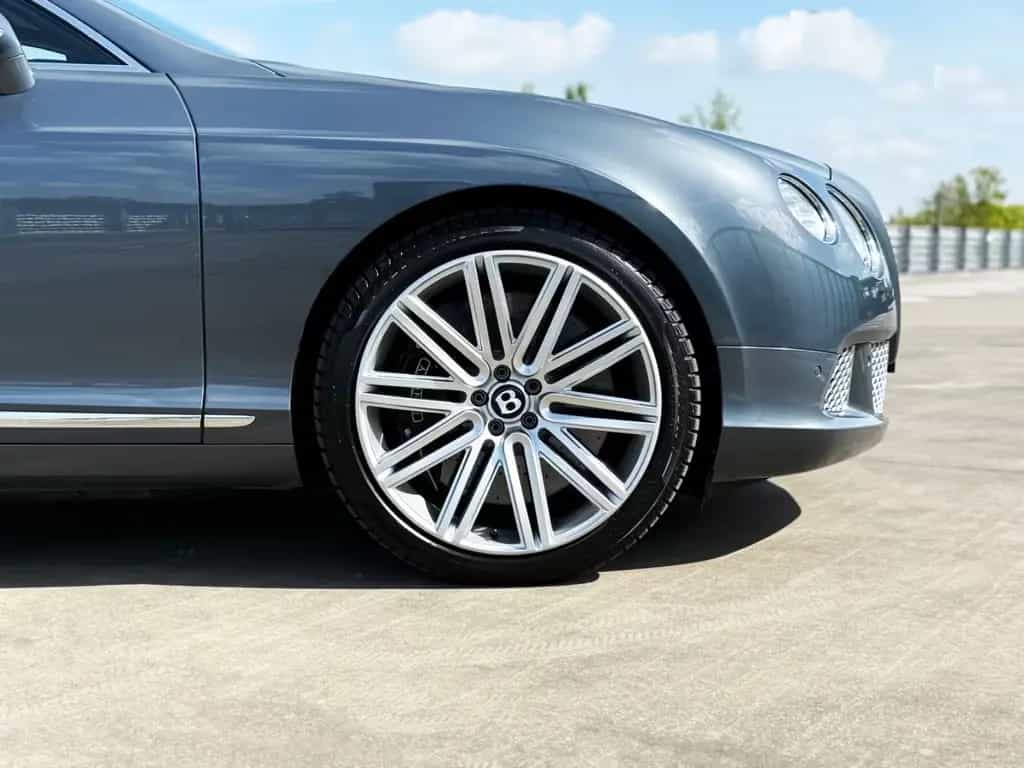 Bentley Continental GT 6.0 W12 4WD Mulliner LM 21" Speed 10/2011-photo-7