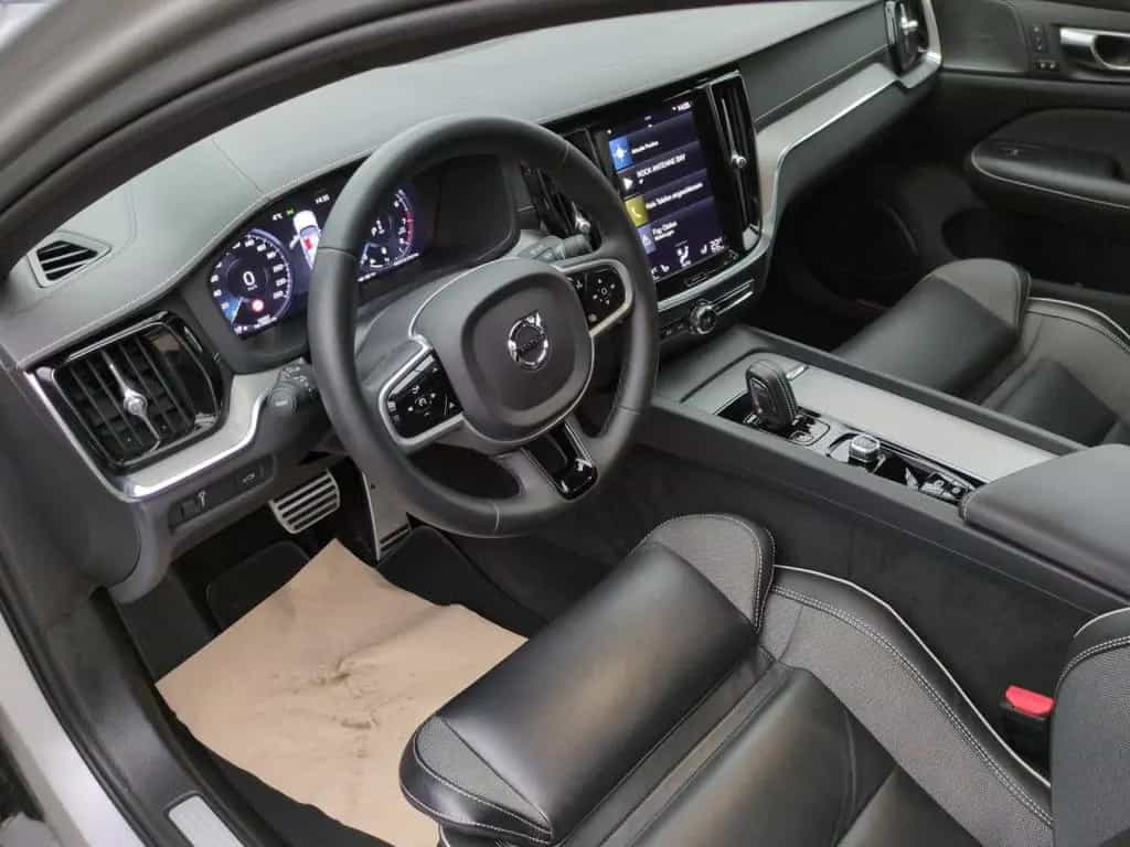 Volvo S60 R Design 05/2022-photo-12