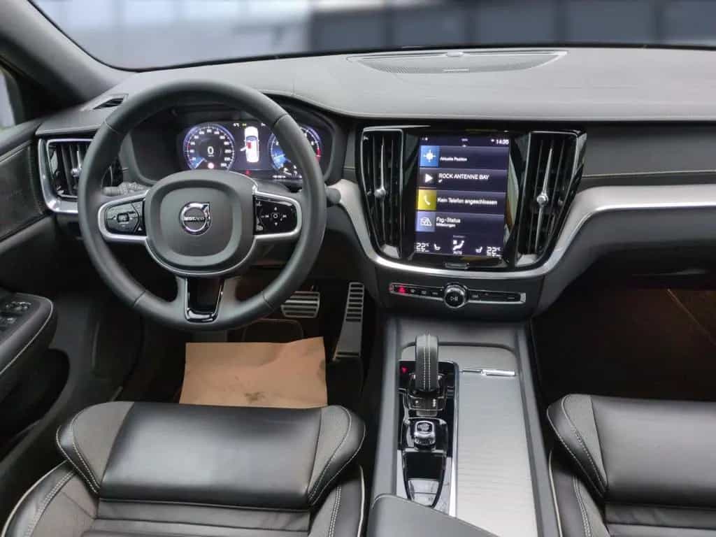 Volvo S60 R Design 05/2022-photo-13