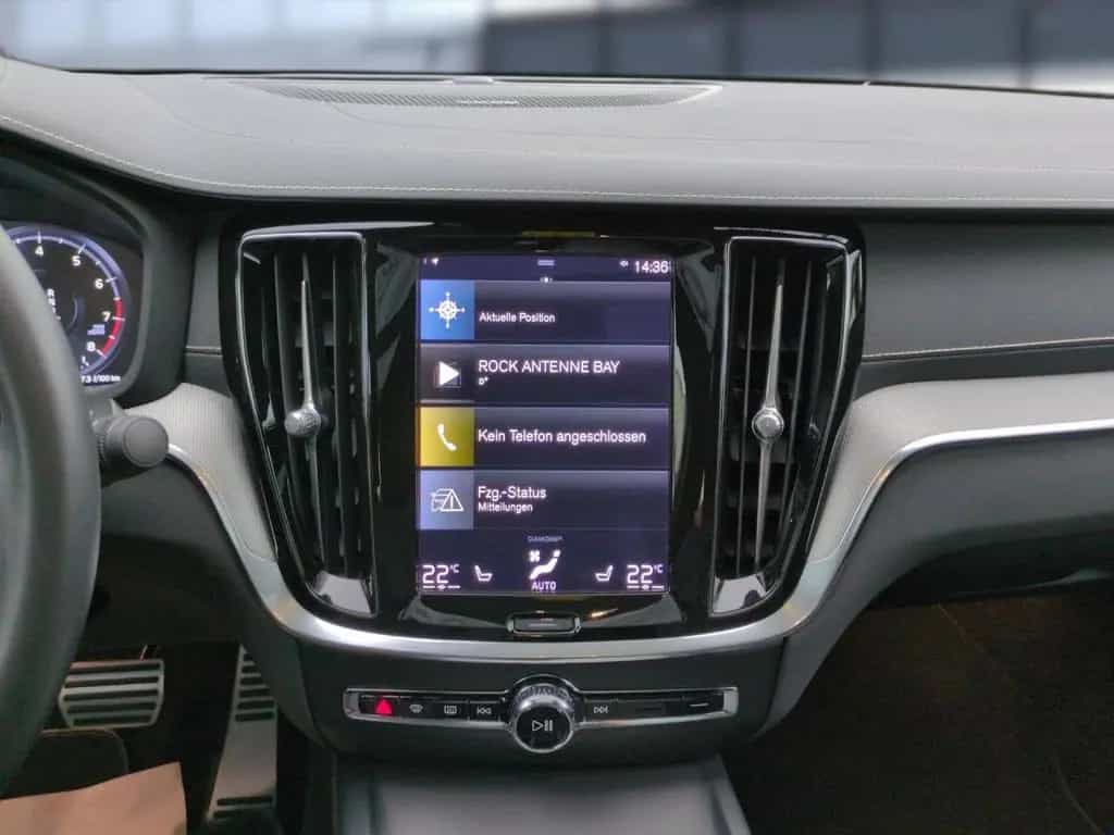 Volvo S60 R Design 05/2022-photo-15