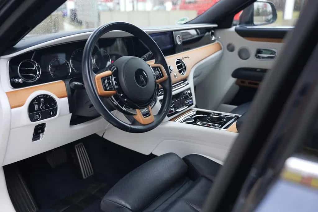 Rolls-Royce Ghost Extended Wheelbase EWB Long 09/2020-photo-8
