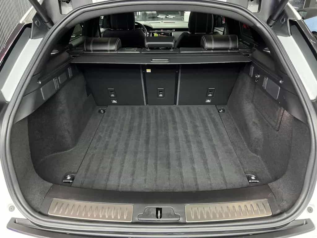 Land Rover Range Rover Rover Velar +PANO+NAVI+CARPLAY+RÜCKFAHRK.+ 08/2017-photo-8