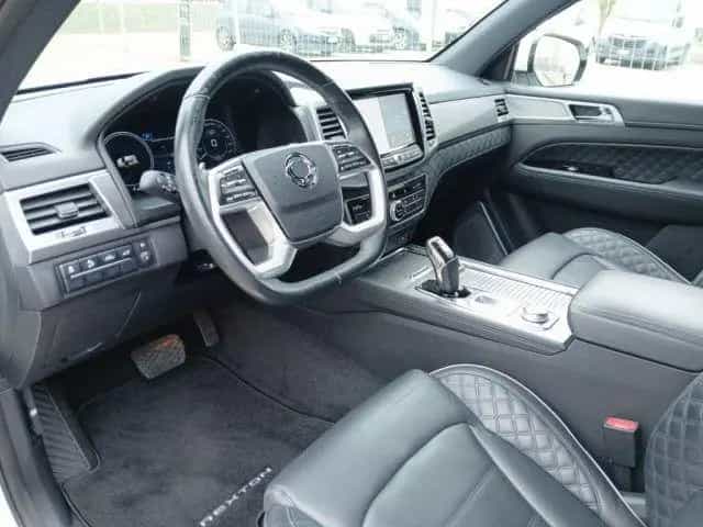 Ssangyong Rexton REXTON 2.2 4WD Icon 8 A/T - GANCIO TRA 04/2022-photo-10