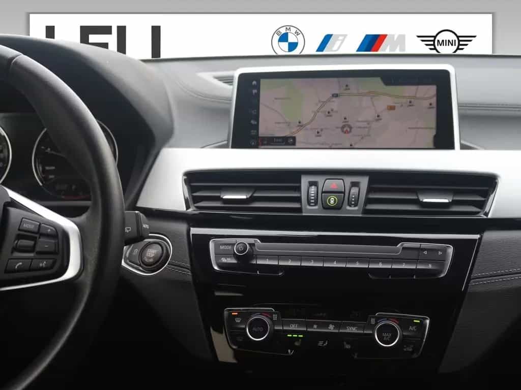 BMW X2 sDrive18i Advantage DAB LED RFK Navi AHK Shz 11/2022-photo-8