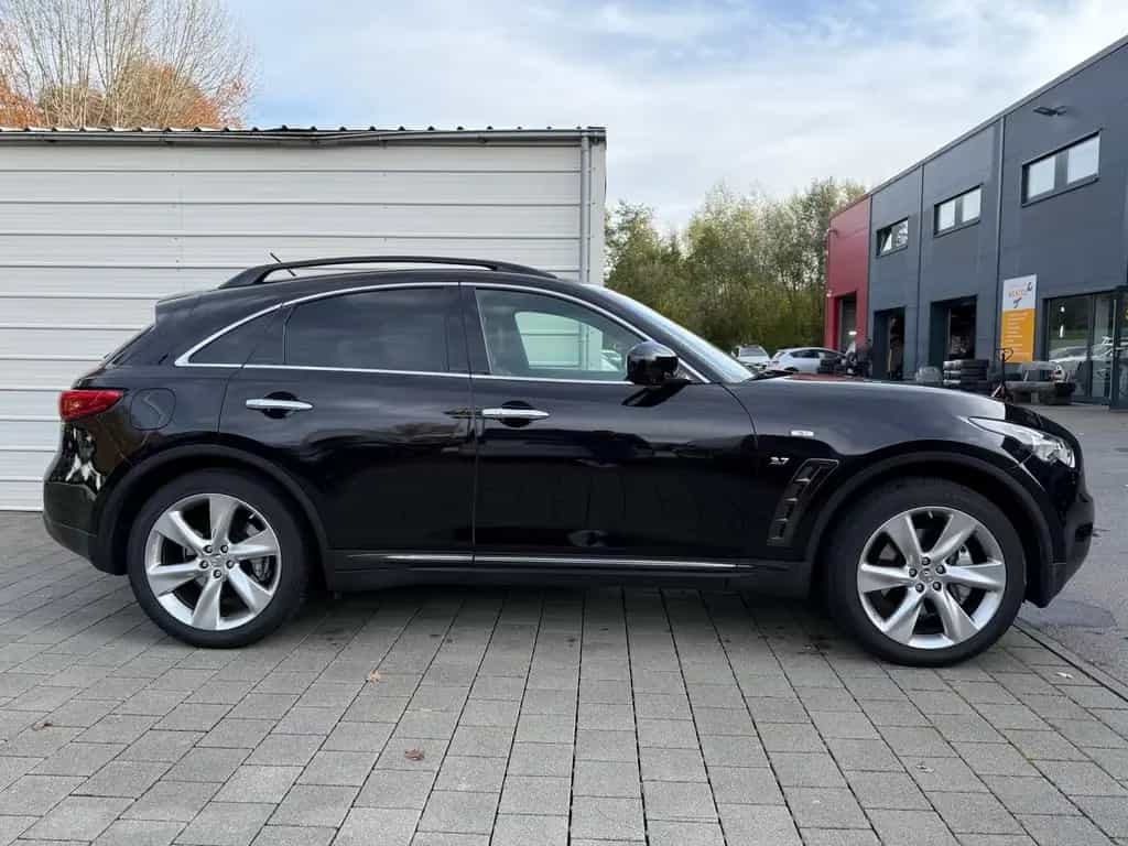 Infiniti QX70 3.7 V6 Navi*SHZ*AHK 12/2018-photo-3