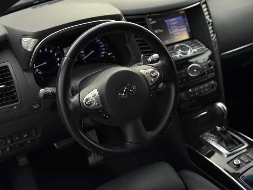 Infiniti QX70 3.7 V6 Navi*SHZ*AHK 12/2018-photo-8