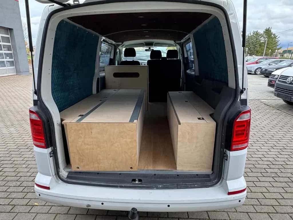 Volkswagen Transporter 11/2015-photo-12