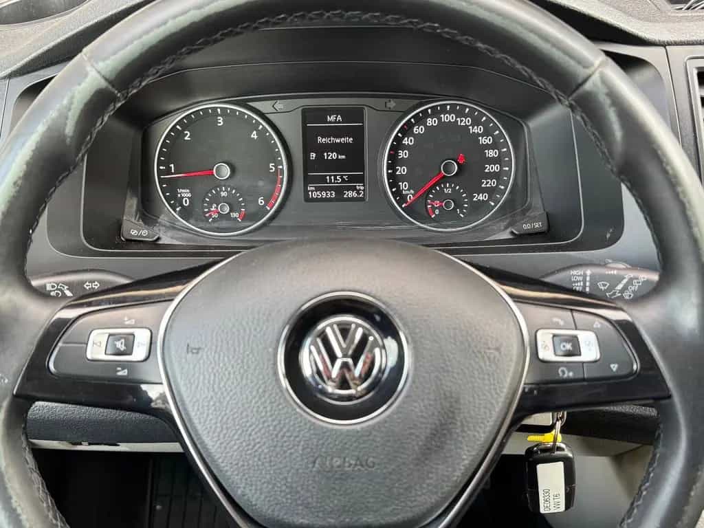 Volkswagen Transporter 11/2015-photo-21