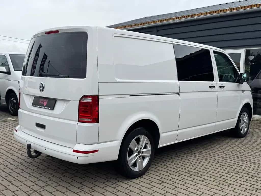Volkswagen Transporter 11/2015-photo-5