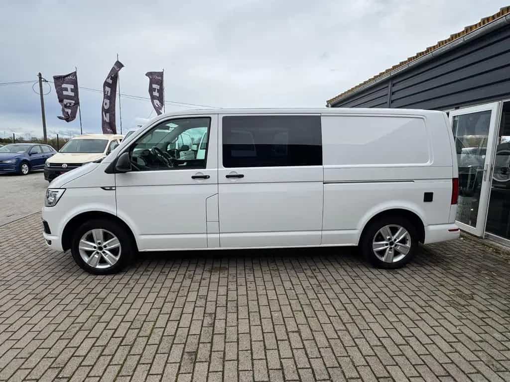 Volkswagen Transporter 11/2015-photo-8