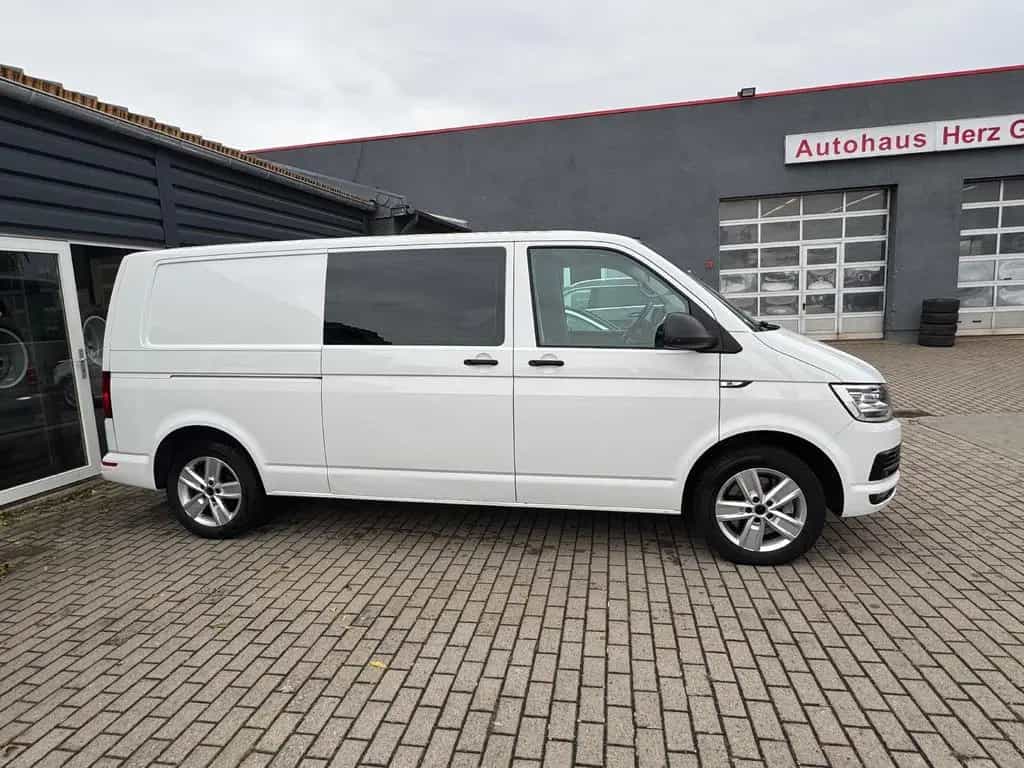 Volkswagen Transporter 11/2015-photo-9
