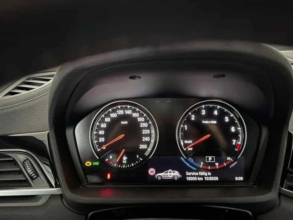 BMW X2 20i sDr M-Sport Paket NAVI PANO KAMERA H& 10/2018-photo-6