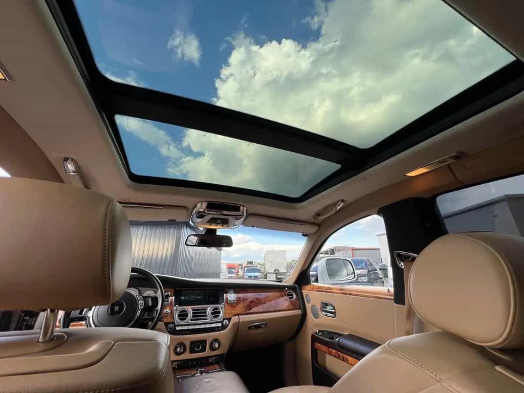 Rolls-Royce Ghost 6.6 V12*MOTOR ÜBERHOLT*KLIMA*LEDER*NAVI* 07/2011-photo-16