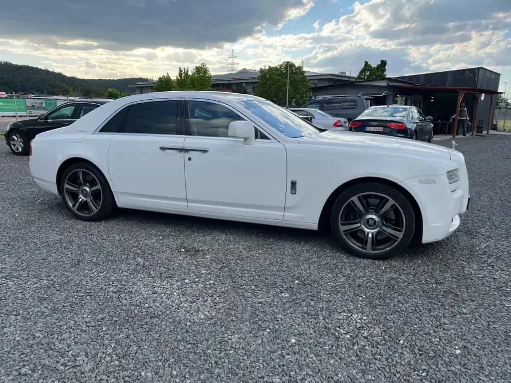 Rolls-Royce Ghost 6.6 V12*MOTOR ÜBERHOLT*KLIMA*LEDER*NAVI* 07/2011-photo-3