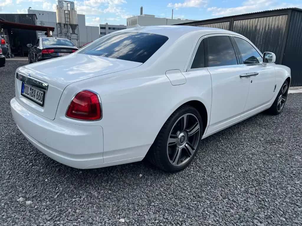 Rolls-Royce Ghost 6.6 V12*MOTOR ÜBERHOLT*KLIMA*LEDER*NAVI* 07/2011-photo-4