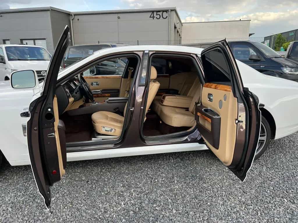 Rolls-Royce Ghost 6.6 V12*MOTOR ÜBERHOLT*KLIMA*LEDER*NAVI* 07/2011-photo-8