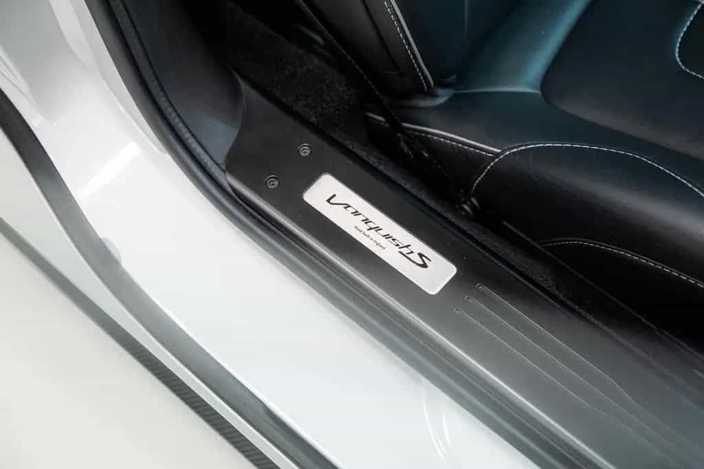 Aston Martin Vanquish S 6.0 V12 | Silver Fox | Bang & Olufsen 02/2018-photo-6