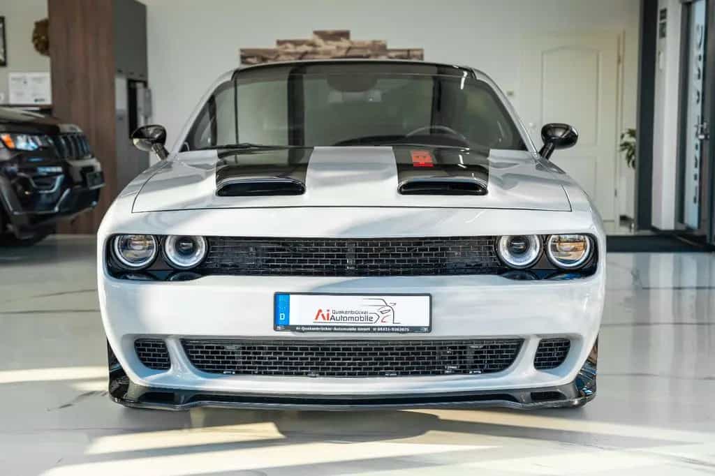 Dodge Challenger 5,7 HEMI V8 Leder Kamera 06/2023-photo-1