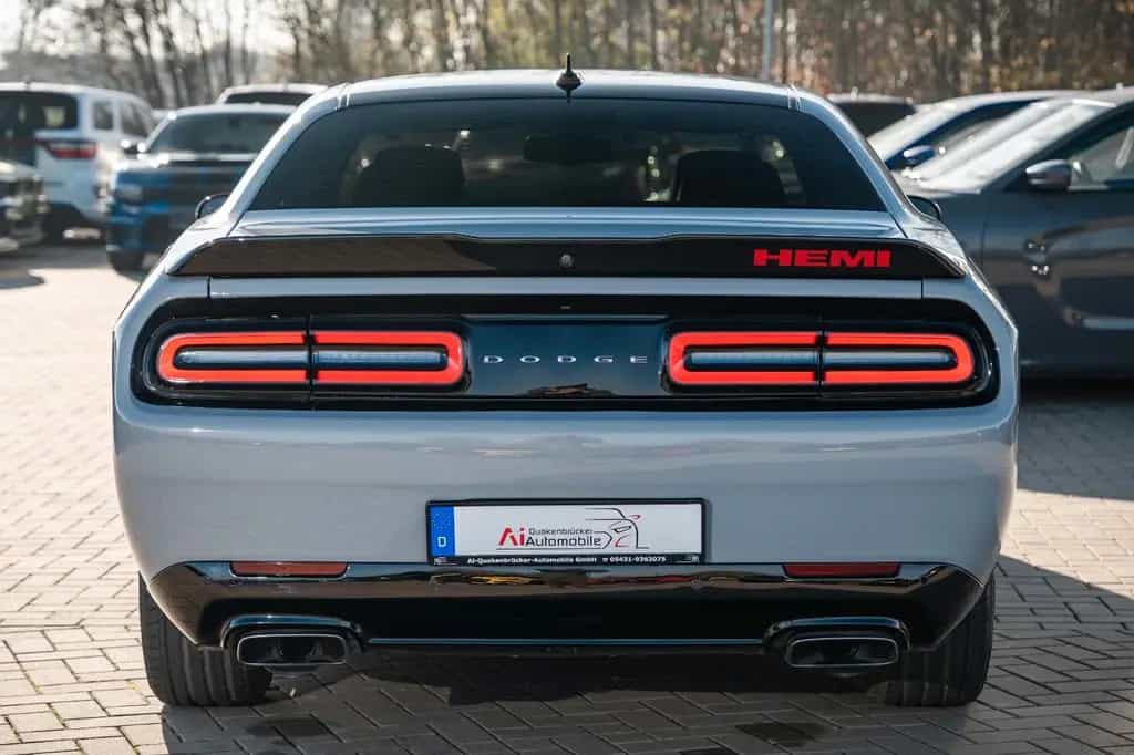 Dodge Challenger 5,7 HEMI V8 Leder Kamera 06/2023-photo-14