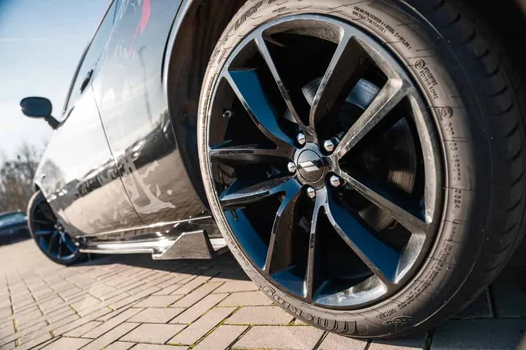 Dodge Challenger 5,7 HEMI V8 Leder Kamera 06/2023-photo-18